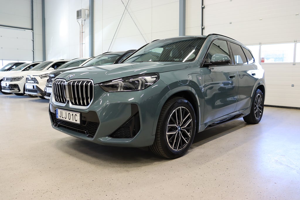 BMW X1 xDrive30e M Sport 360° H/K HuD Keyless 1-Ägare 326hk
