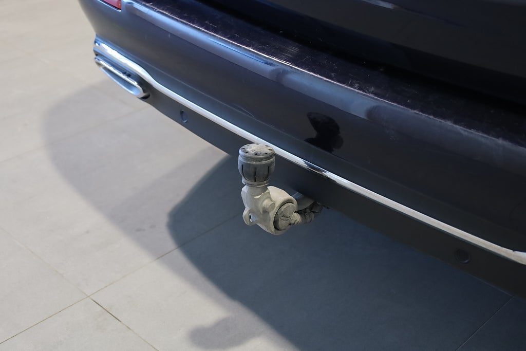 Mercedes-Benz E 300 T de 9G-Tronic Burmester Navi Kamera Värmare Drag 2023