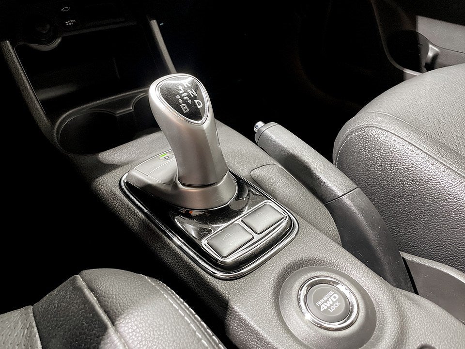 Bild på Mitsubishi Outlander Business PHEV 203 Aut 4WD - B-KAMERA, ELSTOL