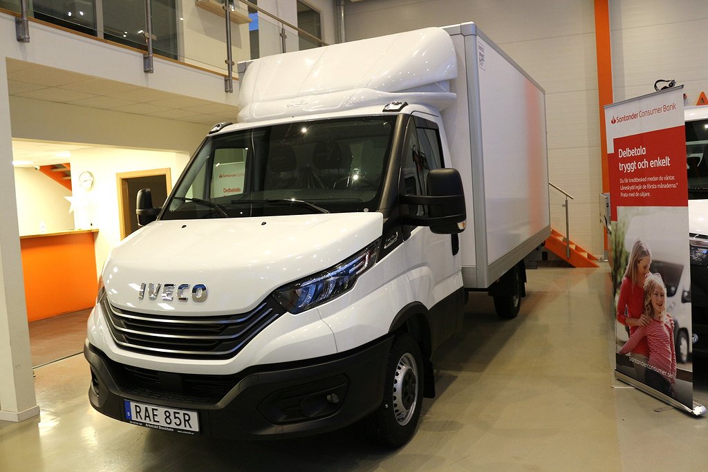 Iveco Daily 35S16 2.3 JTD Hi-MaticExtra Bred220cm/Lager bil
