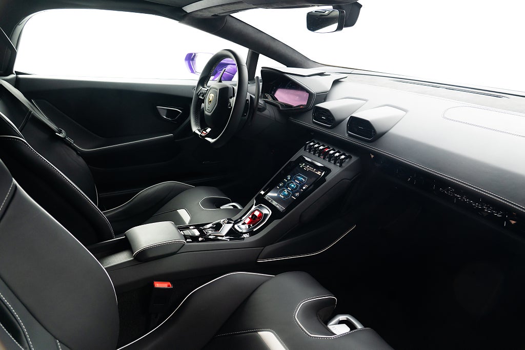 Gallery image 13 of 18