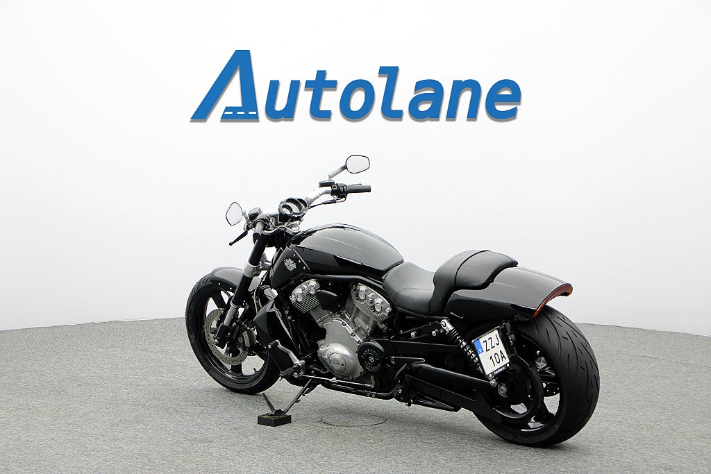Harley-Davidson VRSCF V-Rod Muscle * Nytt framdäck Nyservad*