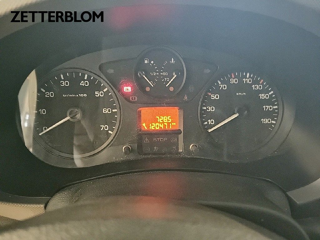 Transportbil - Skåp Citroën berlingo 11 av 13