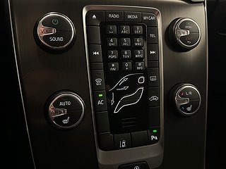 Volvo V40 T3 Momentum 150hk Drag/Psens/Mvärm/SoV/Bluetooth