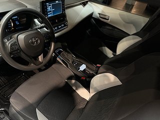 Toyota Corolla Hybrid e-CVT MoK/Backkamera/SoV-hjul