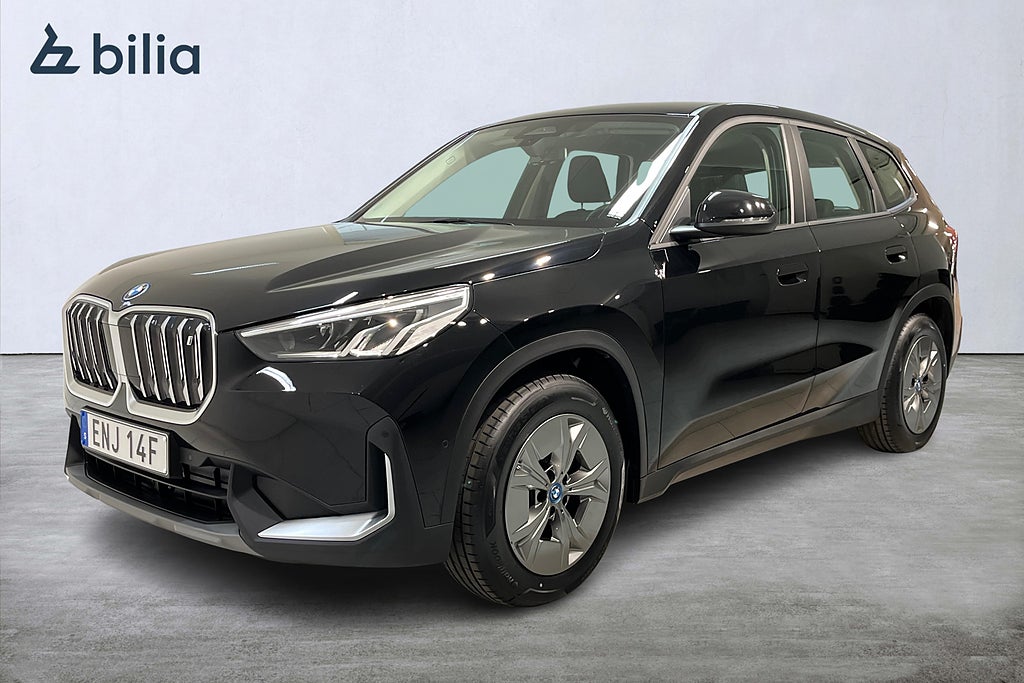 BMW iX1 xDrive30 / Värmare / Backkamera/ "Veckans Deal"