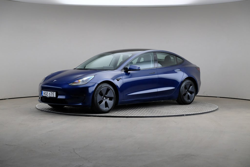 Tesla Model 3 Long Range AWD