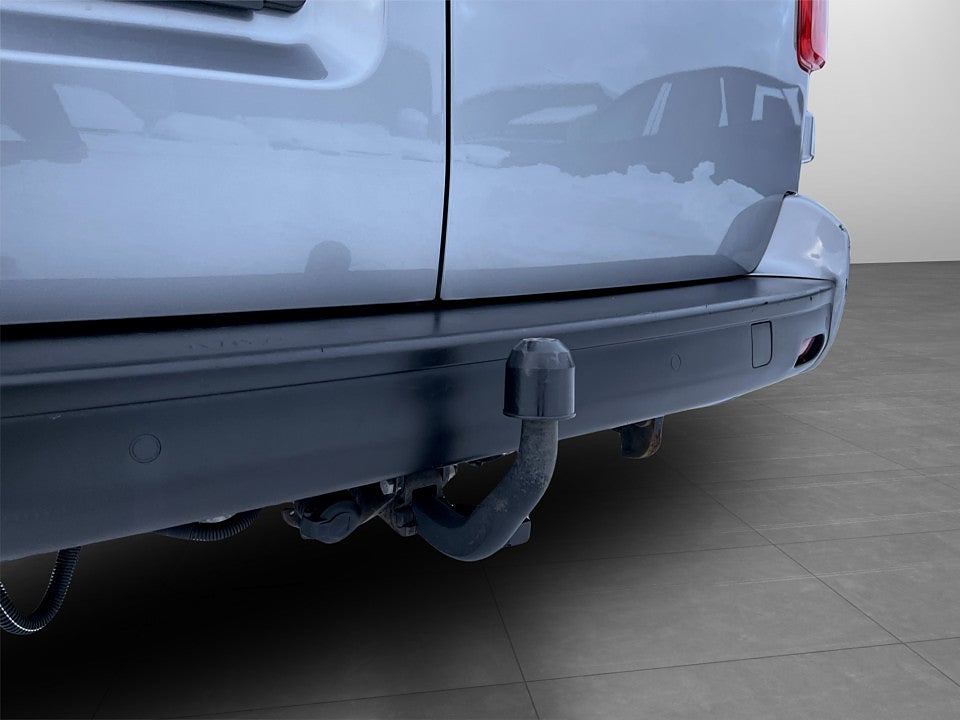 Bild på Peugeot Expert CrewCab PRO+ 180hk Aut L3 - DUBBELHYTT,VÄRMARE,NAVI