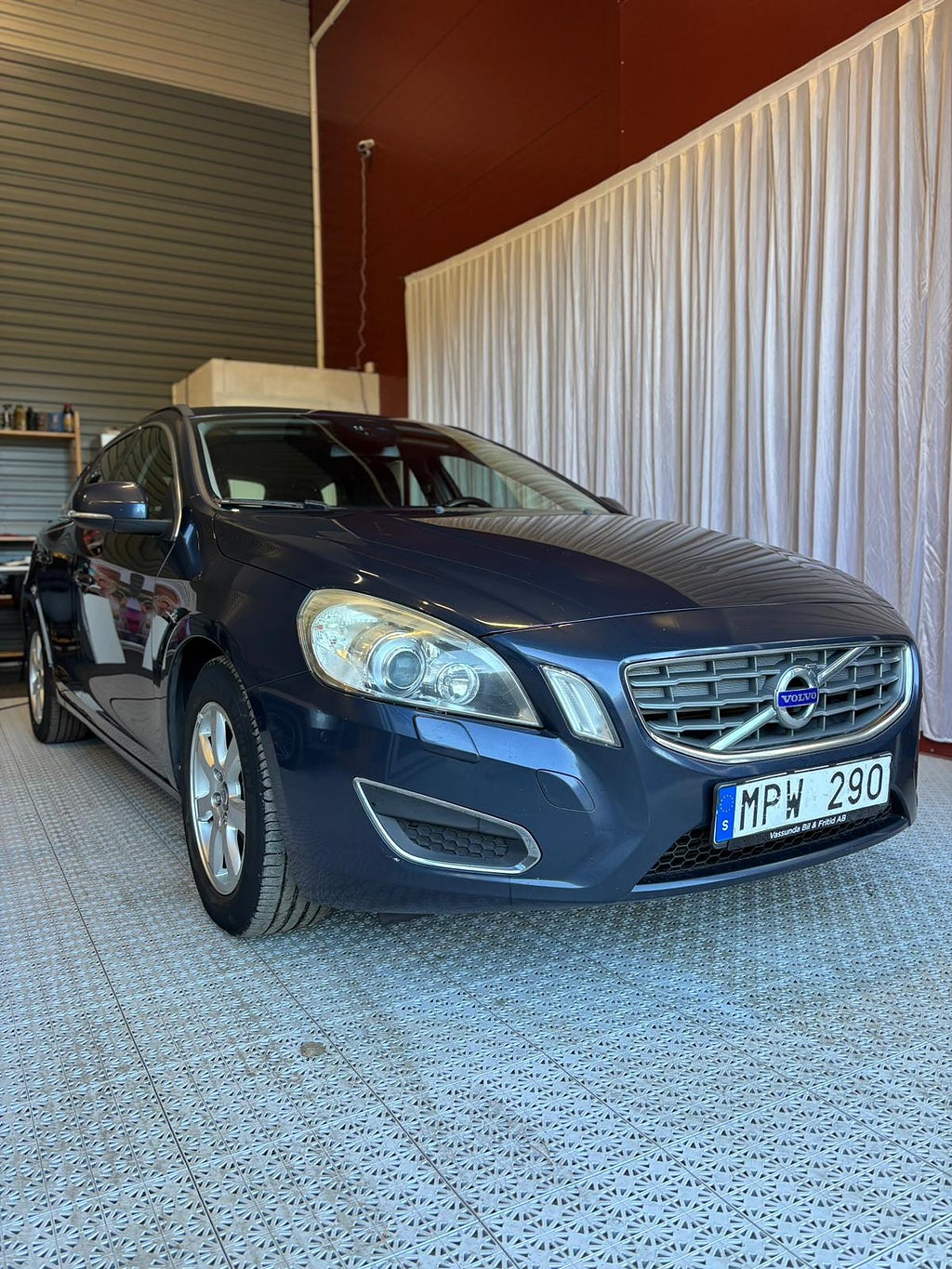 Volvo V60 D2 Momentum Euro 5