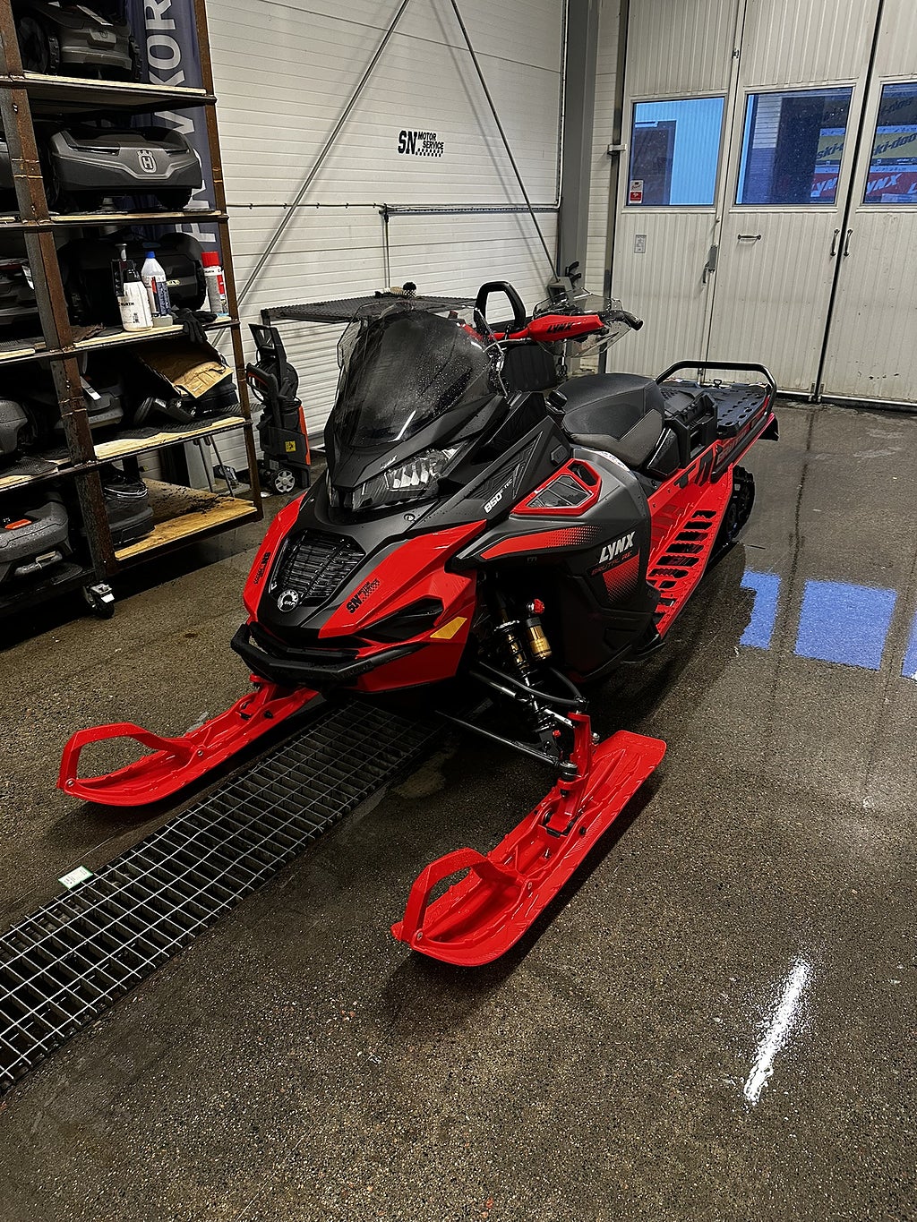 Lynx Brutal RE 850 E-TEC