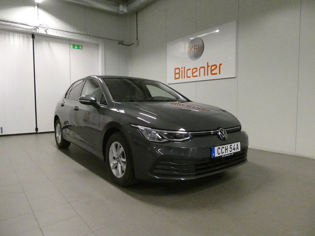 Volkswagen Golf 2.0 TDI DPF SCR Base *KFL 10 år 2,99%* Aut-Kamera