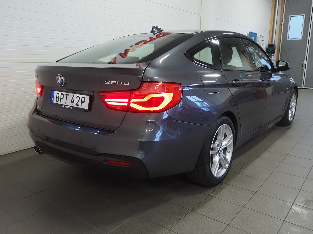 BMW 320D xDrive Gran Turismo Steptronic M Sport Drag Navi HUD