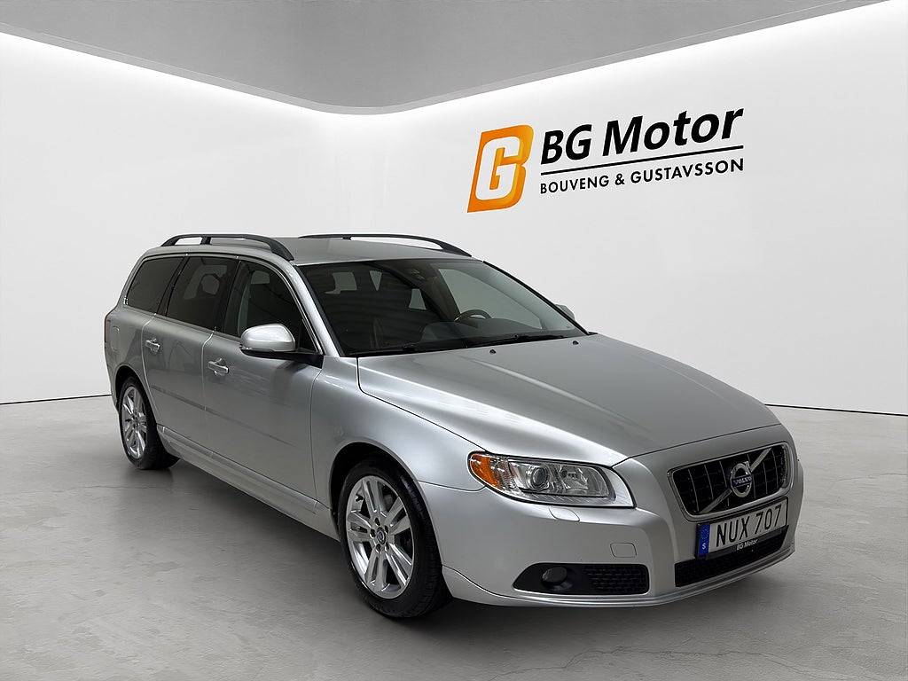 Volvo V70 D4 163HK Momentum Drag/Värmare/PDC/Skinn/Nyserv