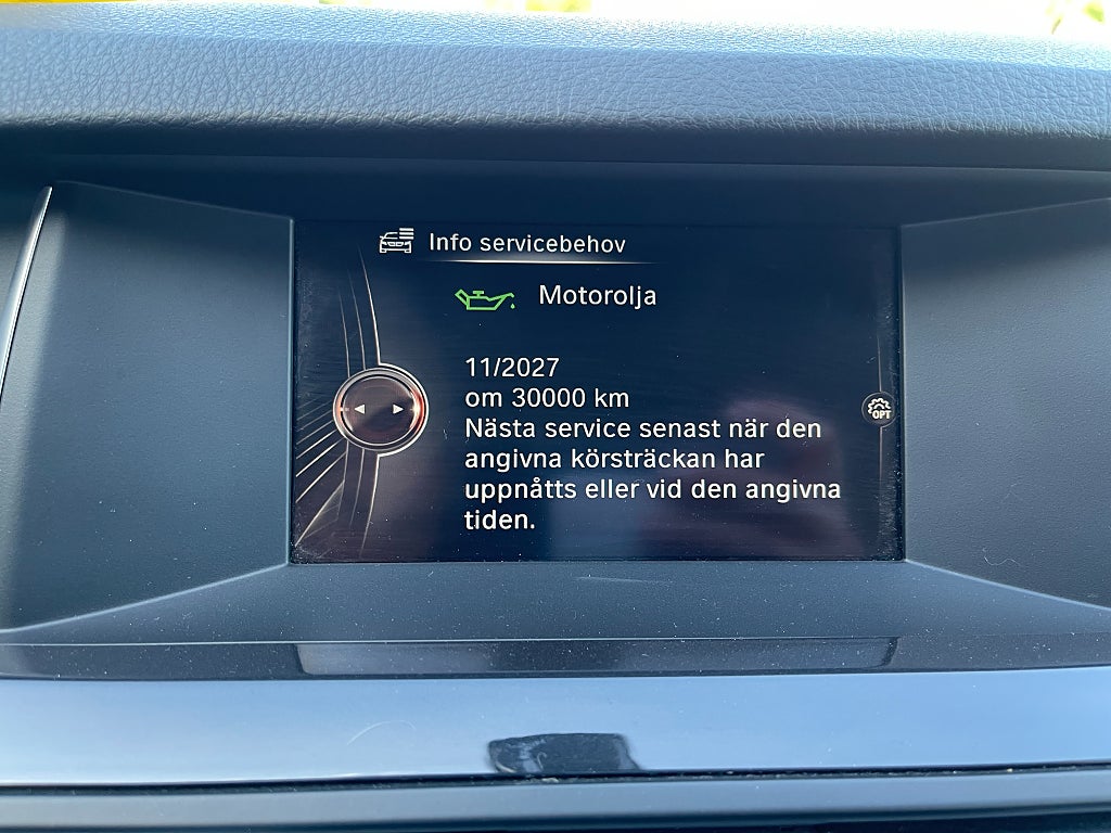 BMW 520d xDrive Touring 190 hk VÄRMARE DRAG