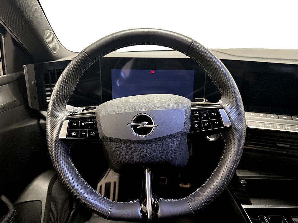 Bild på Opel Astra ST GS 1.2 PT 130hk Aut B-KAMERA CARPLAY