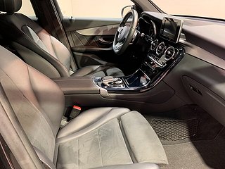 SUV Mercedes-Benz GLC 20 av 32