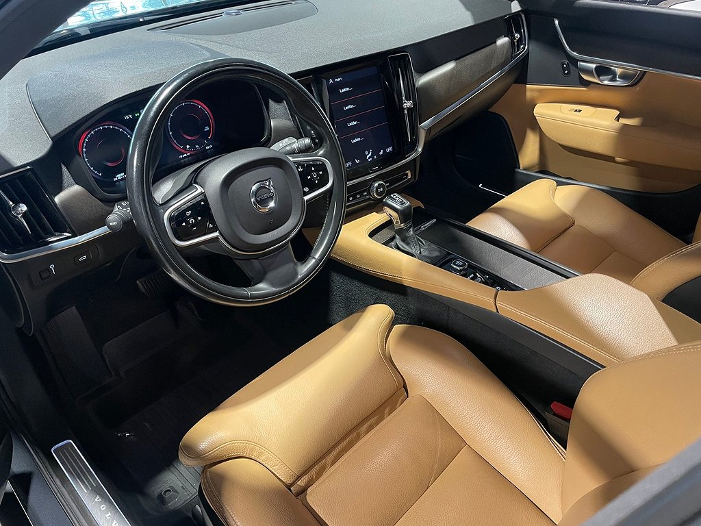 Volvo V90 Cross Country D4 AWD Momentum SKINN NAV VÄRMARE 2019