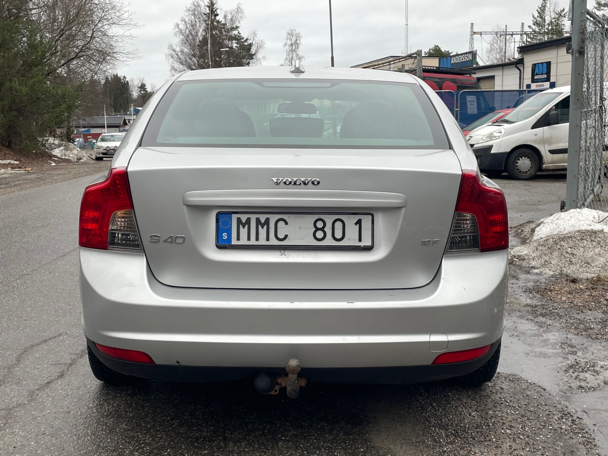 Volvo S40 1.8 Flexifuel Kinetic 125hk 2008, bild 4/36