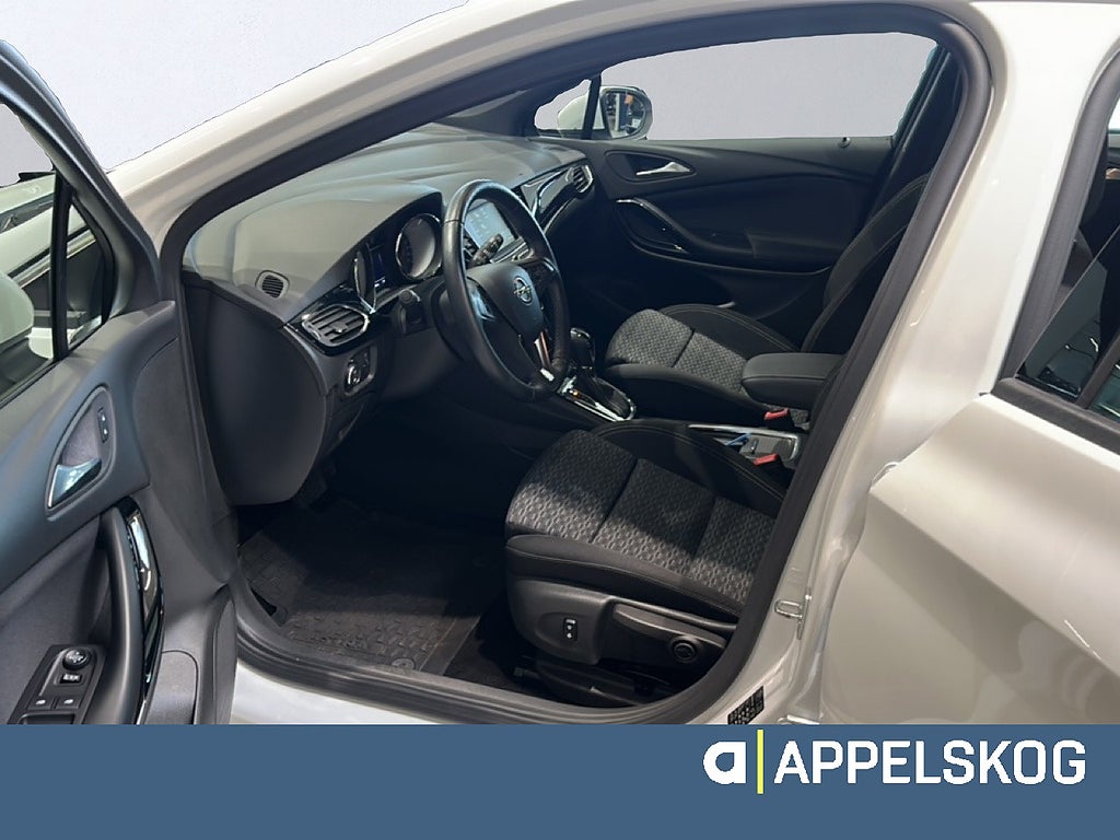 Opel Astra Dynamic 1.4 Turbo 150 hk |RÄNTA 3,99%|V-HJUL INGÅR| thumbnail