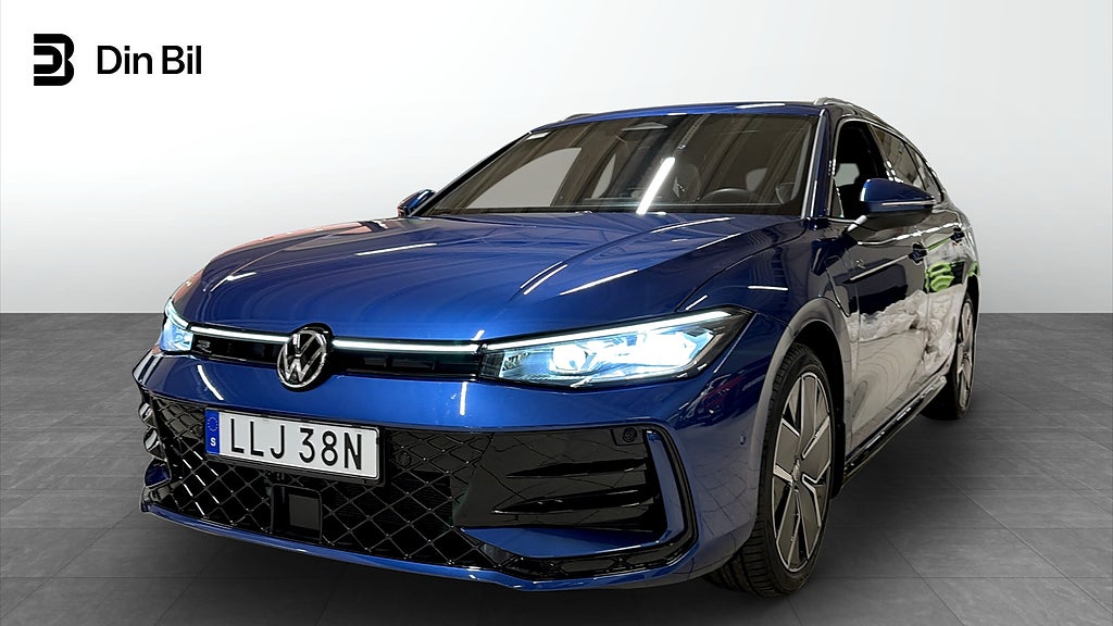 Volkswagen Passat Laddhybrid R-Line Drag 360-Kam Pano