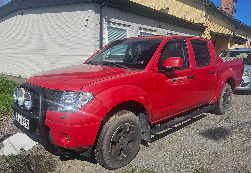 Nissan Navara 2.5 dvi 4X4 A-Traktor/EPA-GDS