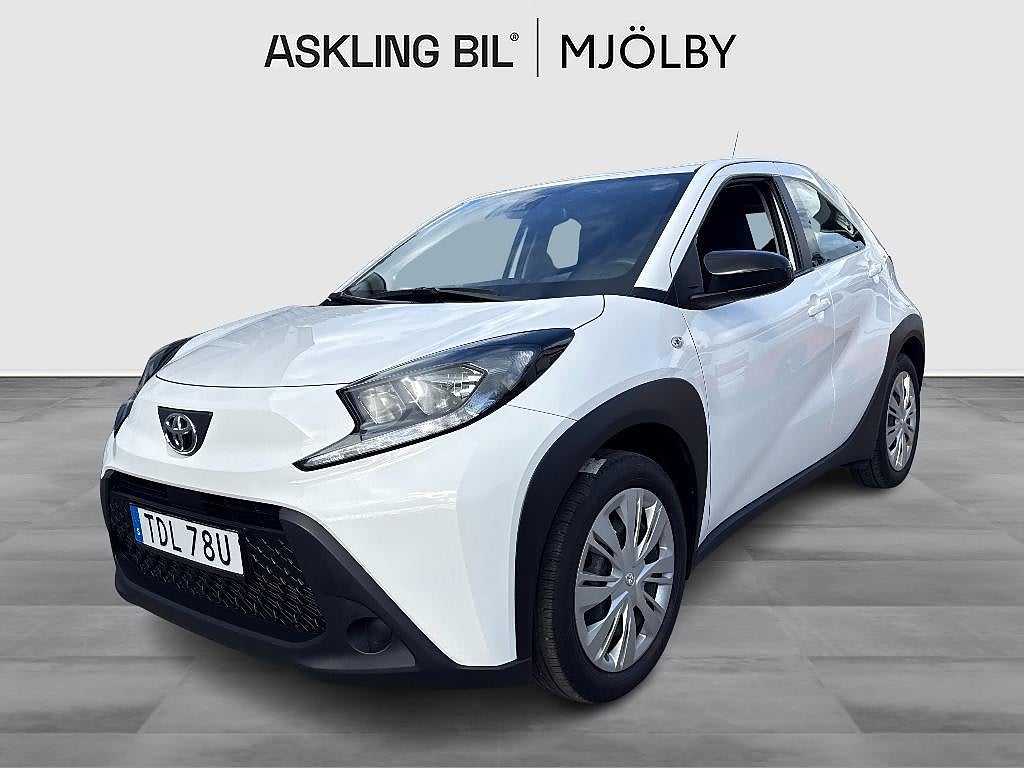 Toyota Aygo X 1.0 Play manuell moms