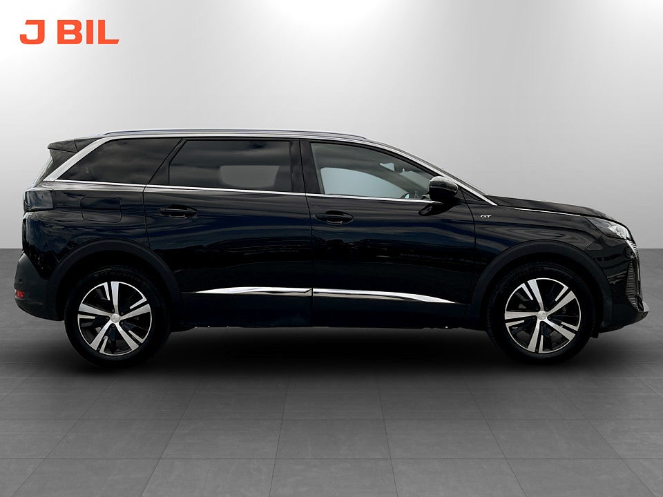 Bild på Peugeot 5008 GT 1.2 PT 130hk Aut 7-SITS B-KAMERA CARPLAY