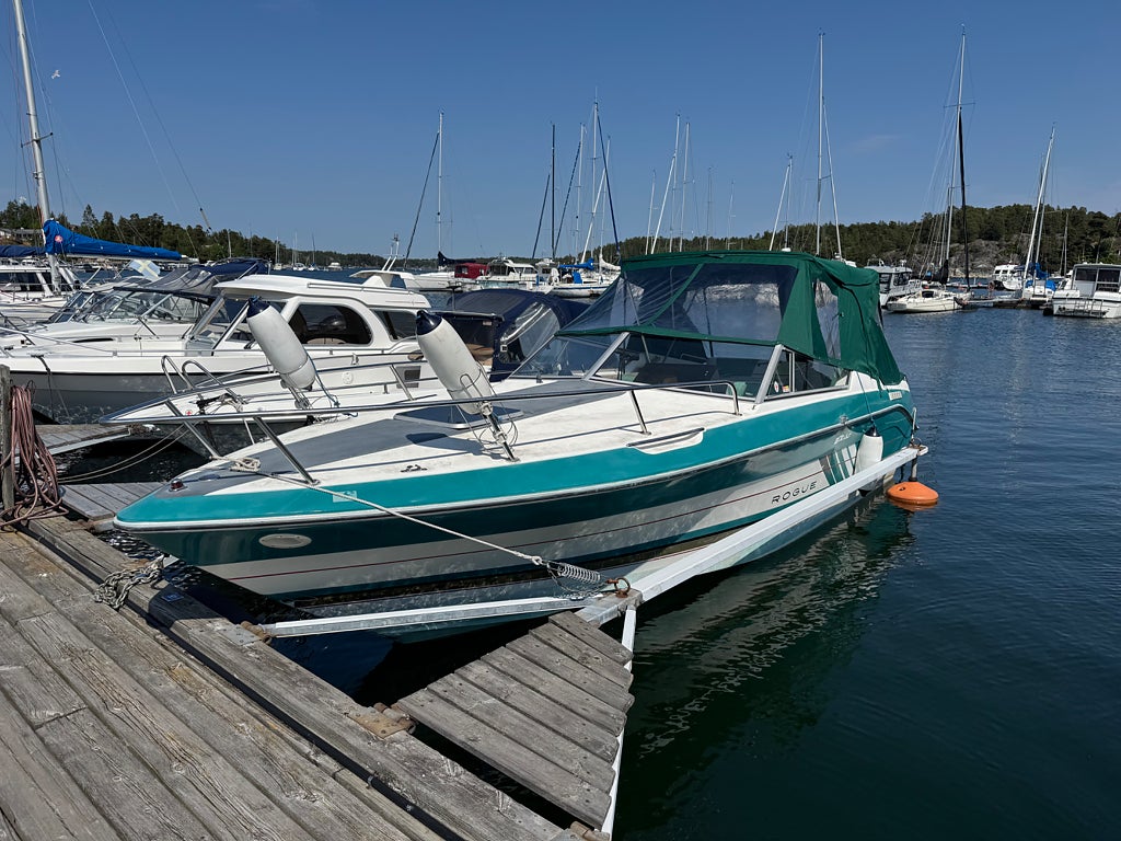 Övrigt 690 Cruisers rouge 2150 V8 5.7