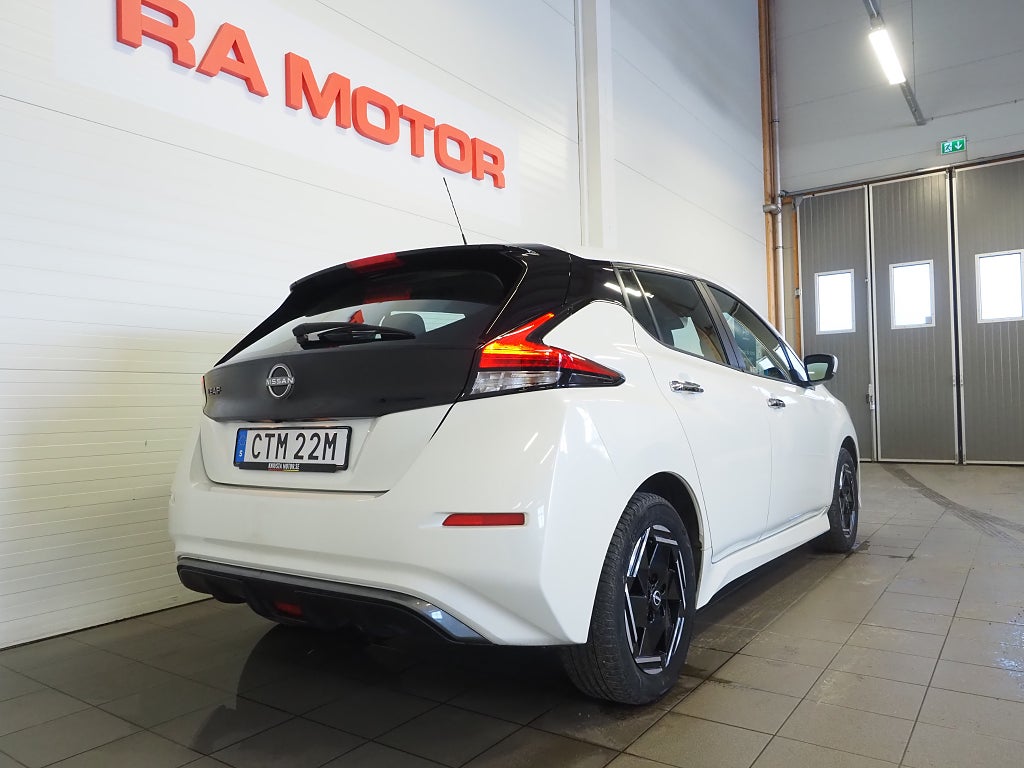 Nissan Leaf 40 kWh 150hk Acenta |Backkamera| Rattvärme | 2023