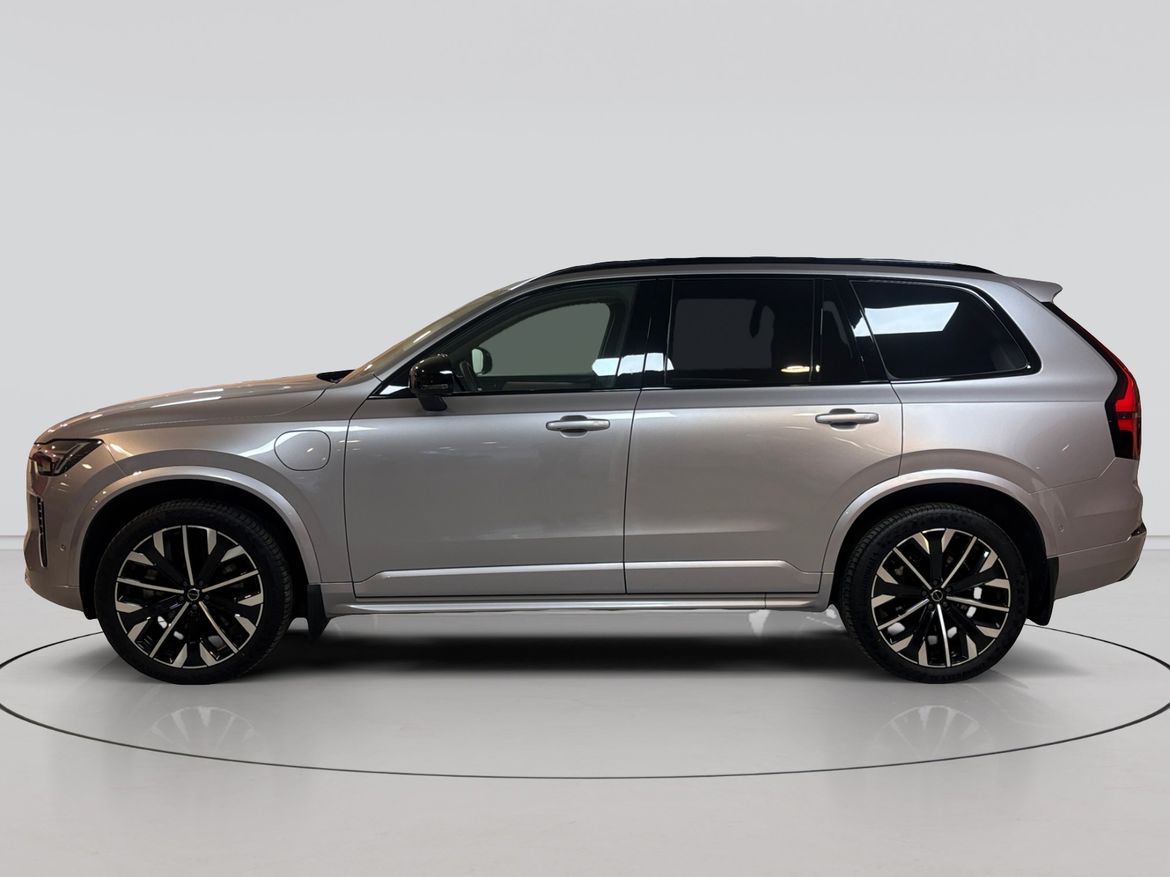 Volvo XC90 T8 Ultra Dark 2026, bild 2/10