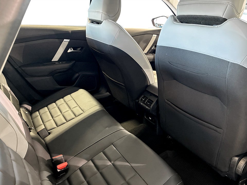 Bild på Citroen C4 Max Hybrid 145hk Aut B-KAMERA CARPLAY