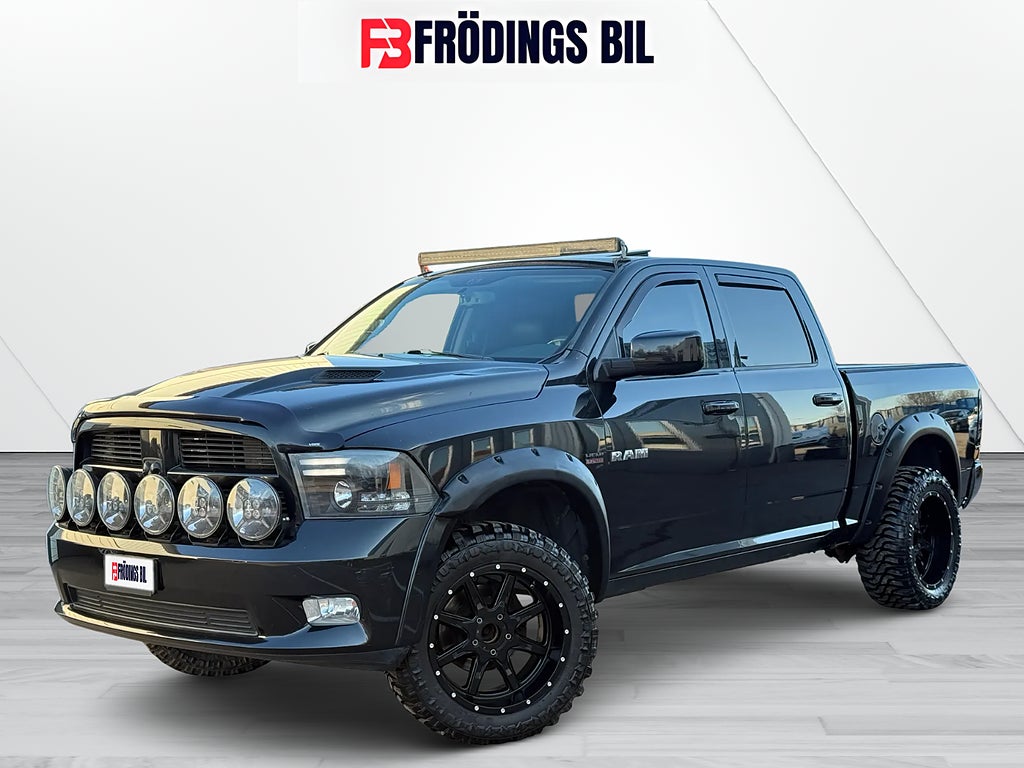 RAM 1500 Crew Cab 5.7 V8 HEMI 4x4 394hk/Taklucka/Kamera/Drag/GPS