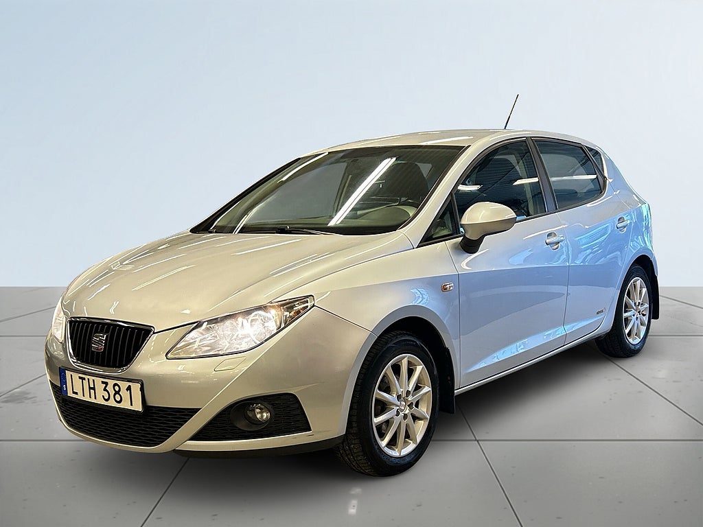 Seat Ibiza 5-dörrar 1.6 TDI Style SoV-däck/MoK-värm/Kamrembytt