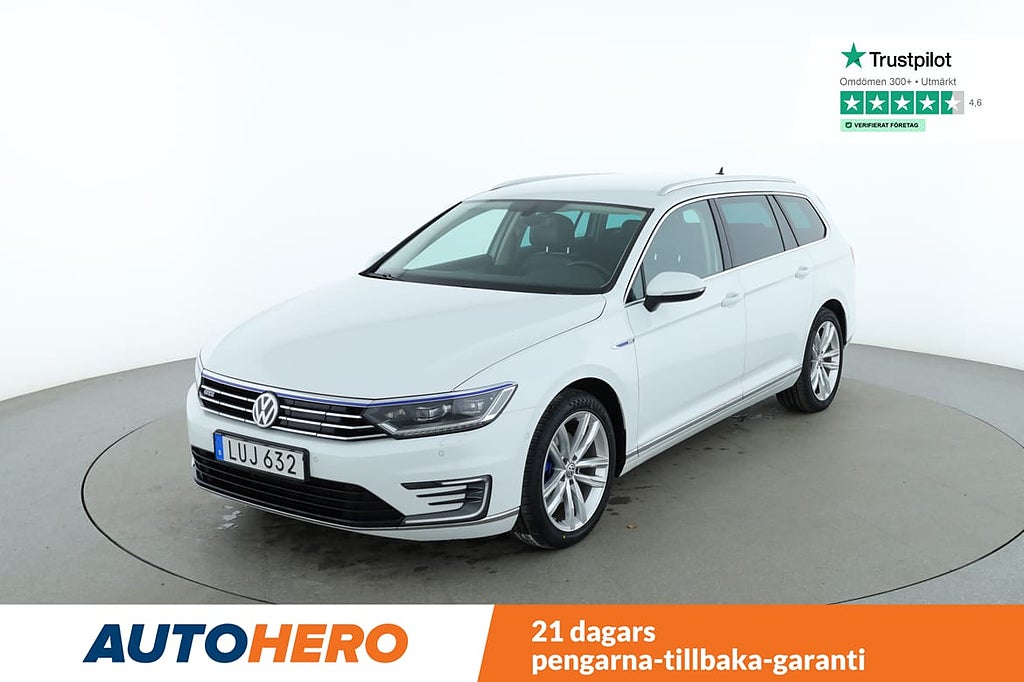Volkswagen Passat Variant GTE 1.4 TSI / Drag, CarPlay, ACC