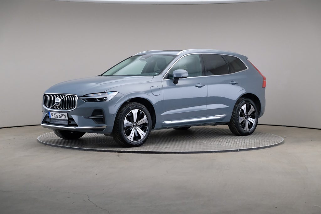 Volvo XC60 T6 Recharge 399 AWD Core Edt VOC Drag Pano Skinn