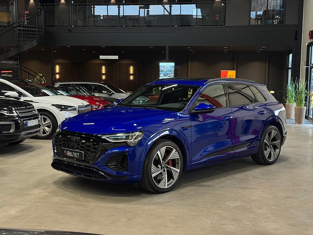 Audi Q8 e-tron 55 Q S line Luft B&O Matrix Drag 360 Värmare