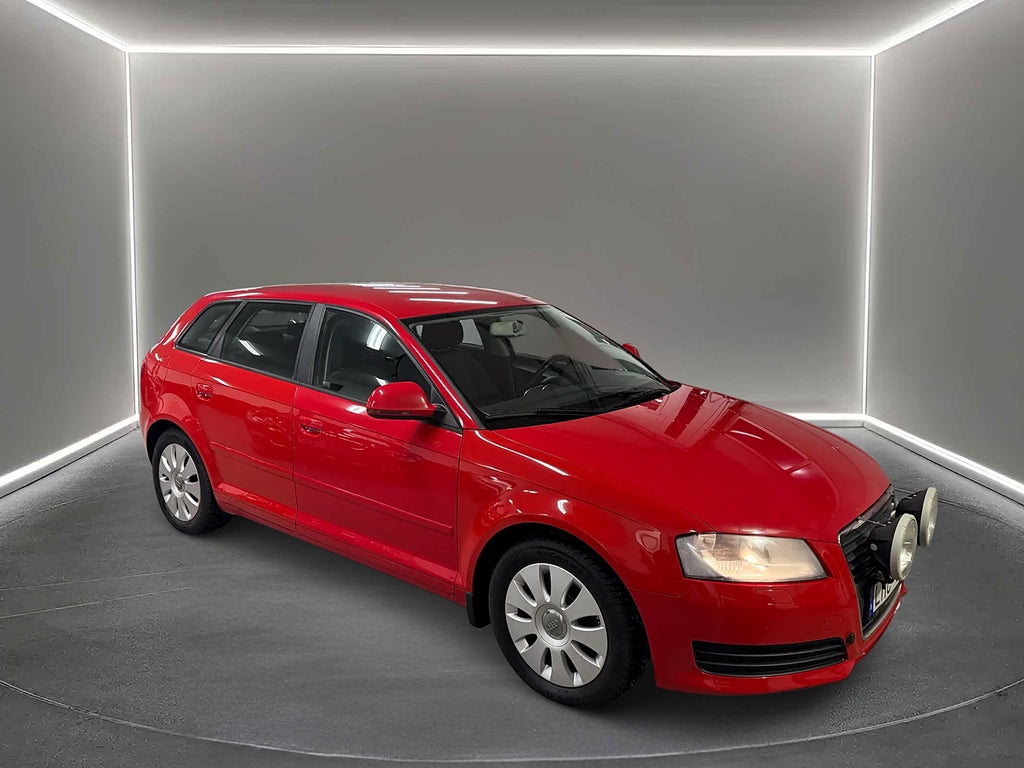 Audi A3  2.0 TDI S Tronic Kamrembytt/ Motorvärmare/ Nyservad