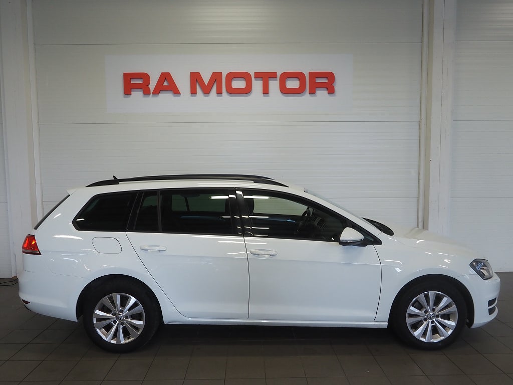 Volkswagen Golf Sportscombi 1.6 TDI 4Motion Dragkrok Kamera D-Värm 2016
