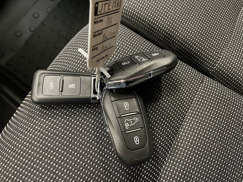 Bild på Peugeot Partner PLUS *EXTRA UTRUSTAD* 130hk AT8 L2 - EDITION! SAVTAL & VHJUL