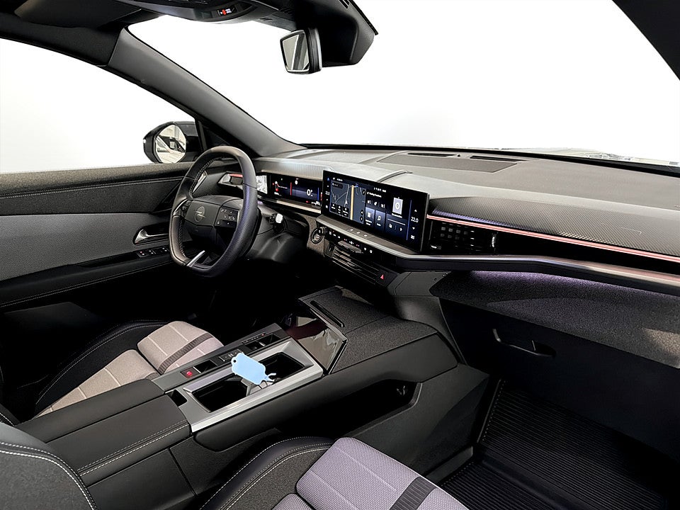 Bild på Opel Grandland X GS Hybrid 145hk Aut PANO B-KAMERA CARPLAY