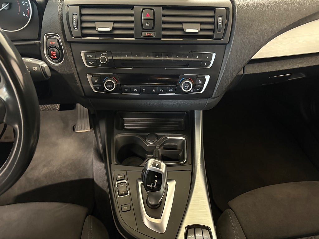 BMW 118d 5-dörrars Steptronic M Sport Automat,SoV Hjul Euro 5 thumbnail