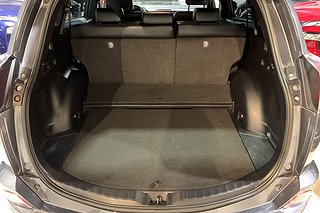SUV Toyota RAV4 12 av 25
