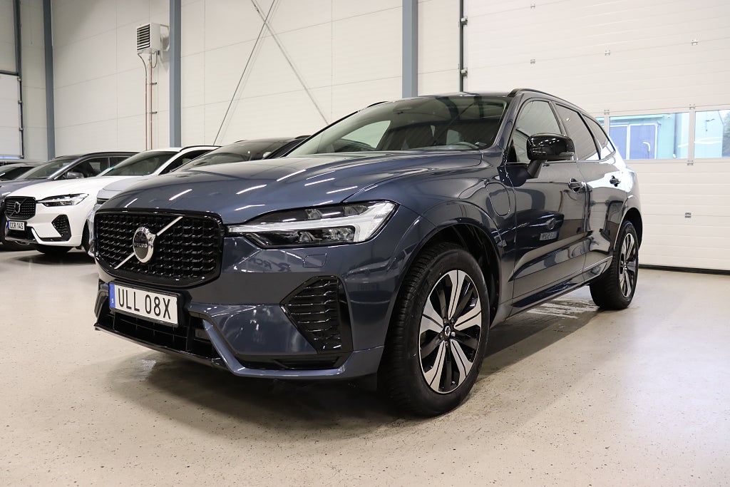 Volvo XC60 Recharge T6 AWD Plus Dark Edition Pano B-Kam 350hk