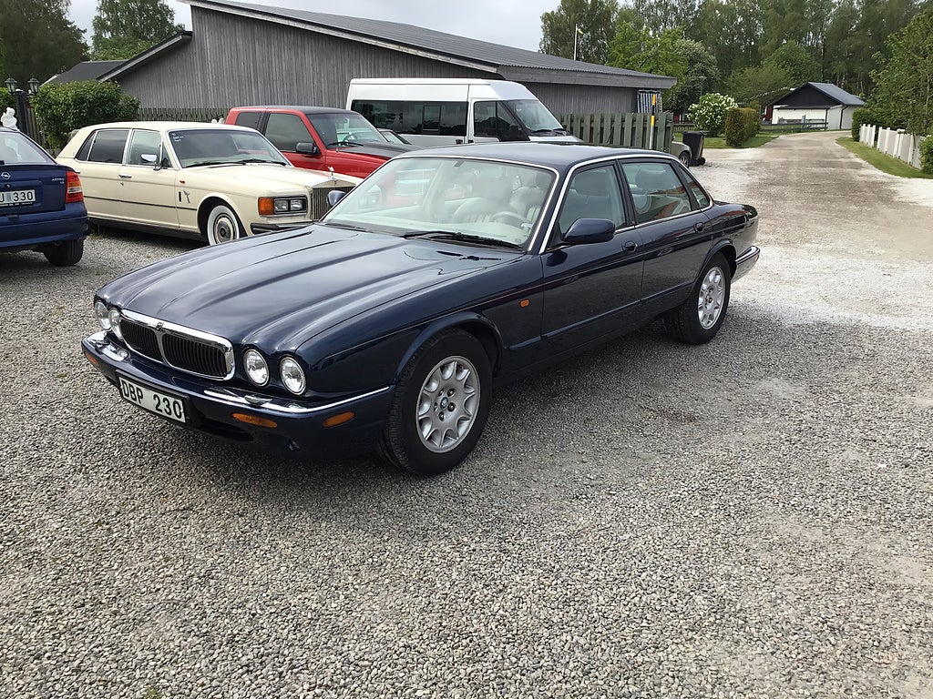 Jaguar XJ 3.2 V8 Executive