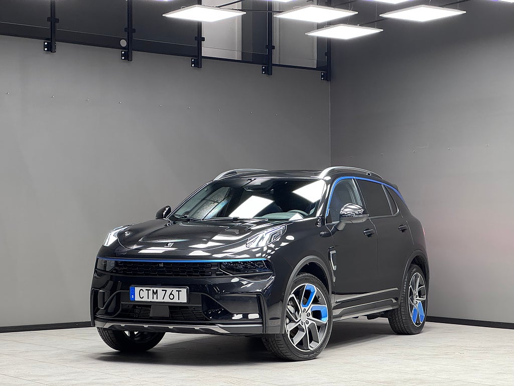 Lynk & Co 01 PHEV DCT / 360° kamera / Pano 