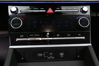 SUV Hyundai Santa Fe 21 av 27