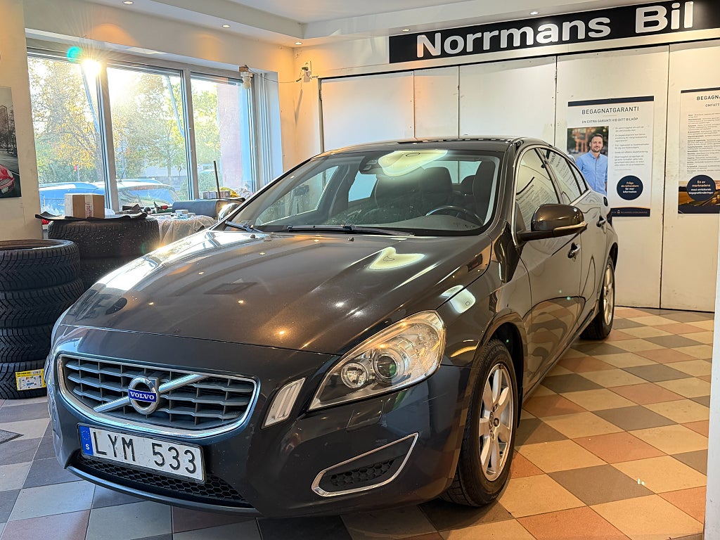 Volvo S60 T3 Momentum Nybesikt&Servad/Drag/Kambyt