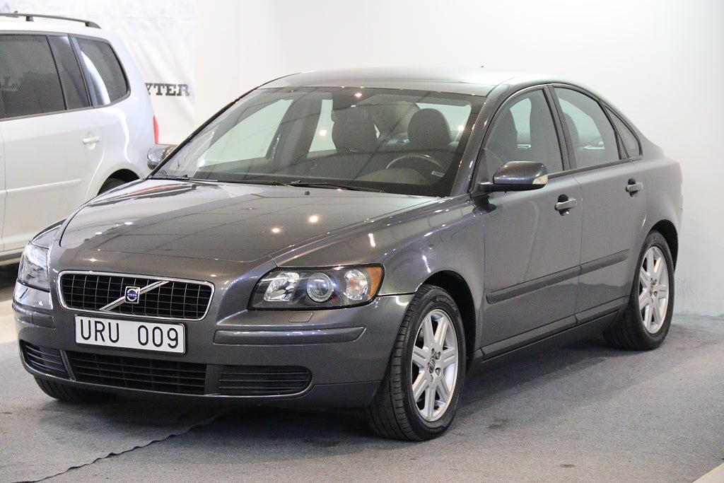 Volvo S40 Volvo S40 170HK AUTOMAT DRAG  NY BESIKTAD NY SERVAD