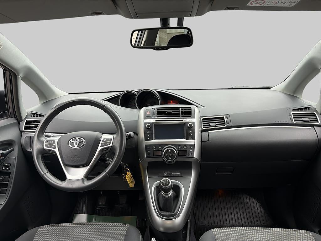 Toyota Verso 2014 - miniatyr 8