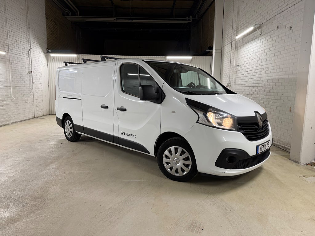 Renault Trafic Skåpbil 2.7t 1.6 dCi Kamkedja/Momsbil/Alkolås